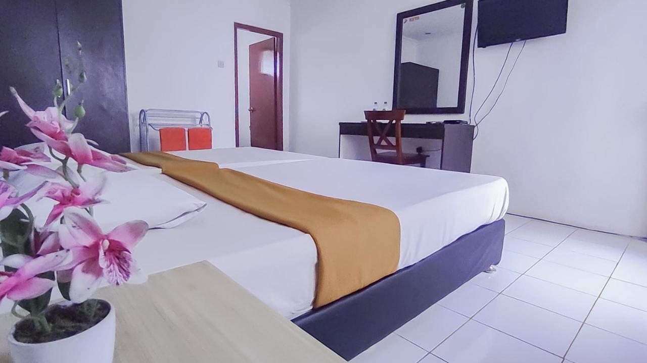 Burangrang Village Mitra Reddoorz Bogor Ngoại thất bức ảnh