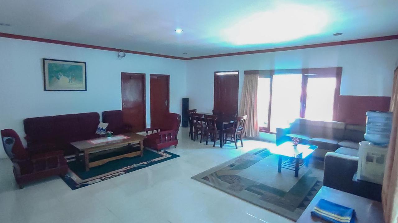Burangrang Village Mitra Reddoorz Bogor Ngoại thất bức ảnh